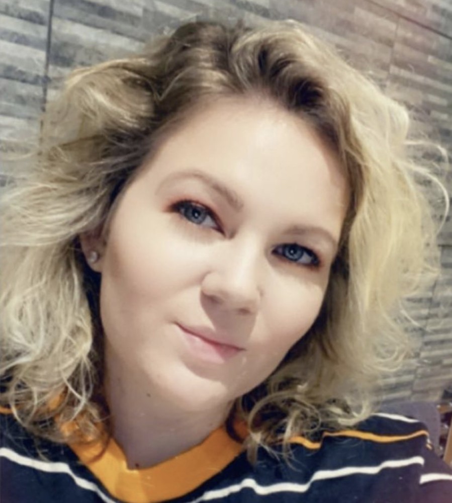 梅根·德怀尔|英国女子点麦当劳外卖，结果送来包装袋上竟血迹斑斑