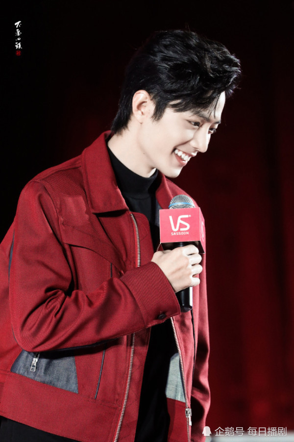 肖战|肖战七夕情人节写真，感受一下世界各地的海外粉丝评价！