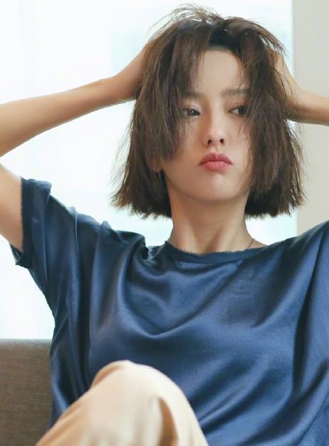 陈思诚|被曝与美女同行后，陈思诚凌晨为佟丽娅庆生，改变称呼很耐人寻味