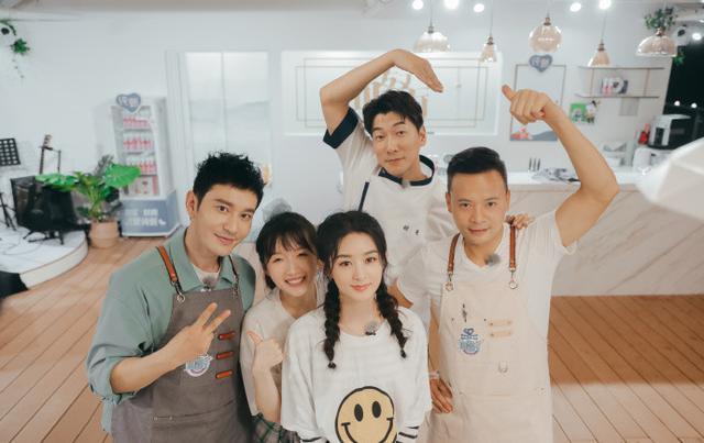 中餐厅|《中餐厅》赵丽颖疑遭恶意剪辑，干活镜头被删，与新人成鲜明对比