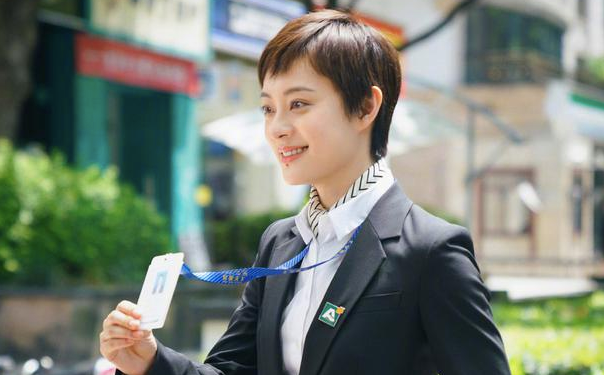 孙俪|徐峥发文庆祝爱妻获奖，邓超带儿女迎接孙俪并安慰，全程超暖心！