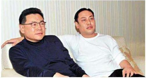 罗兆辉|被称“地产神童”，20多岁亿万身家，与众女星有染，47岁命丧东莞