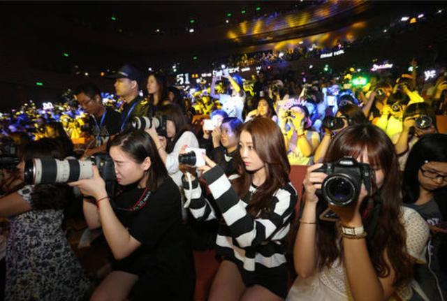 邓伦|杭州一姑娘为了和“邓伦”见面恋爱结婚，被闺蜜骗了330万