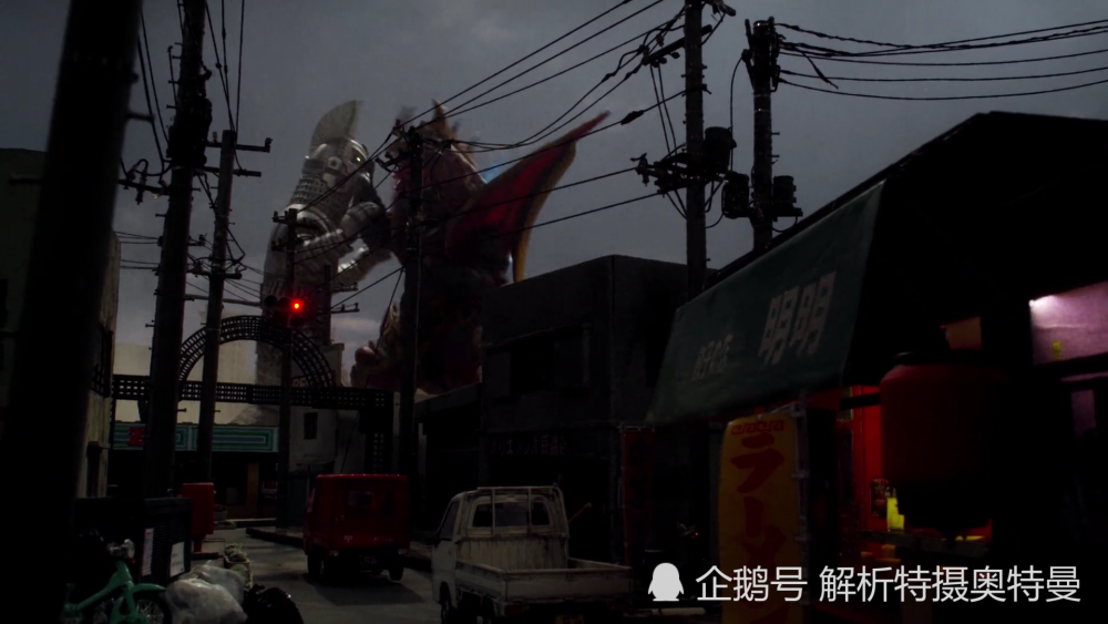 伽马未来|泽塔奥特曼08：平成三杰亮相，伽马未来真开挂，超能力轻松打垮五帝王！