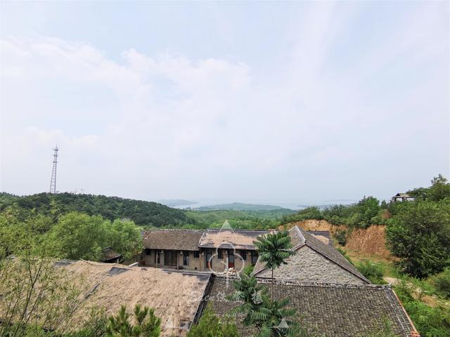 密云水库|密云水库旁隐藏着一处茅庐农庄，不仅人少还免费，京郊自驾的小众宝藏之地