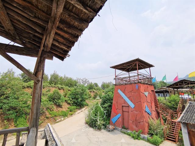 密云水库|密云水库旁隐藏着一处茅庐农庄，不仅人少还免费，京郊自驾的小众宝藏之地