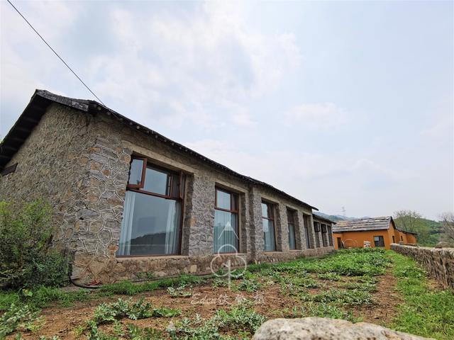 密云水库|密云水库旁隐藏着一处茅庐农庄，不仅人少还免费，京郊自驾的小众宝藏之地