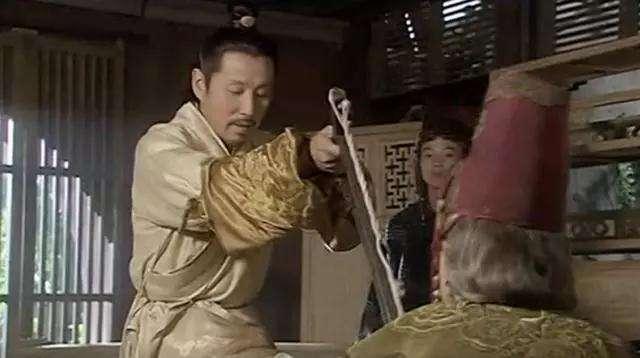 朱由校|花一年时间做出折叠床，“木匠皇帝”朱由校的木工技术如何？