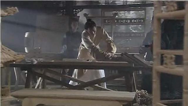 朱由校|花一年时间做出折叠床，“木匠皇帝”朱由校的木工技术如何？