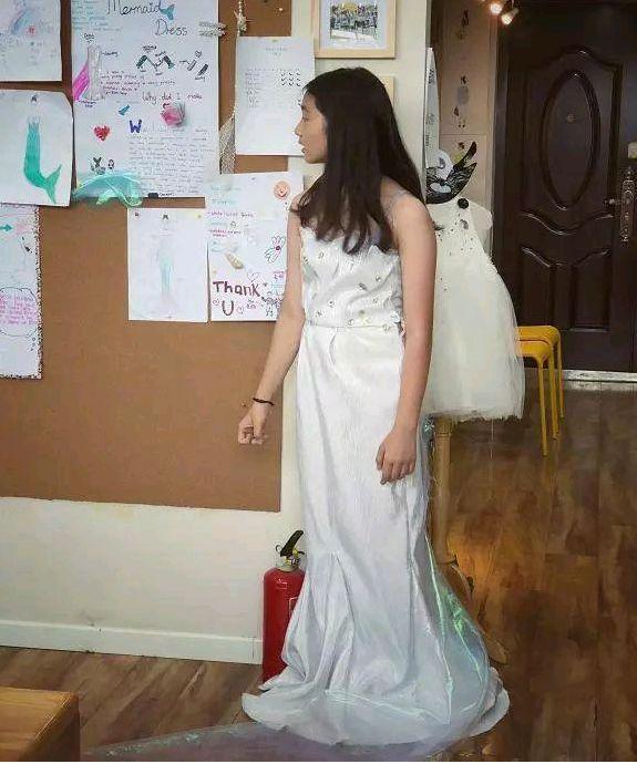 孙俪|孙俪争视后遗憾落败，6岁女儿写英文信安慰，明星孩子咋都这么优秀？