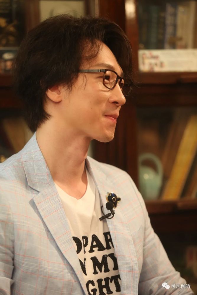 恭喜余笛升级当爸,他向往的爱情就是老师温可铮和师母王逑的故事啊