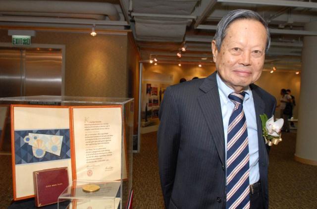 杨振宁|杨振宁小舅子上哈佛没钱毕业，家中吞药自尽，杨为何不帮一把？