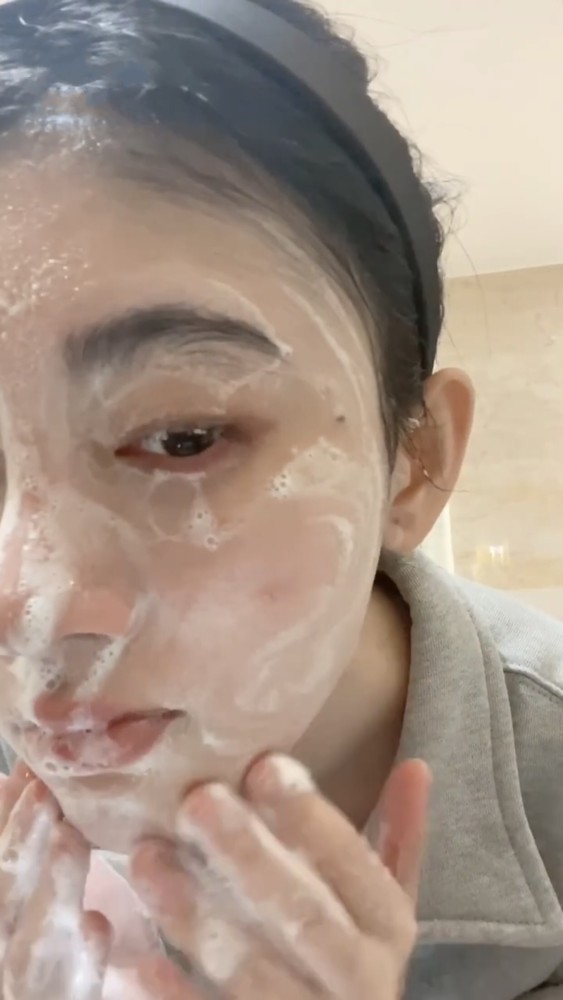 鞠婧祎|鞠婧祎把脸洗干净后，看到她素颜的真实样子，再也不敢说她伪素颜了