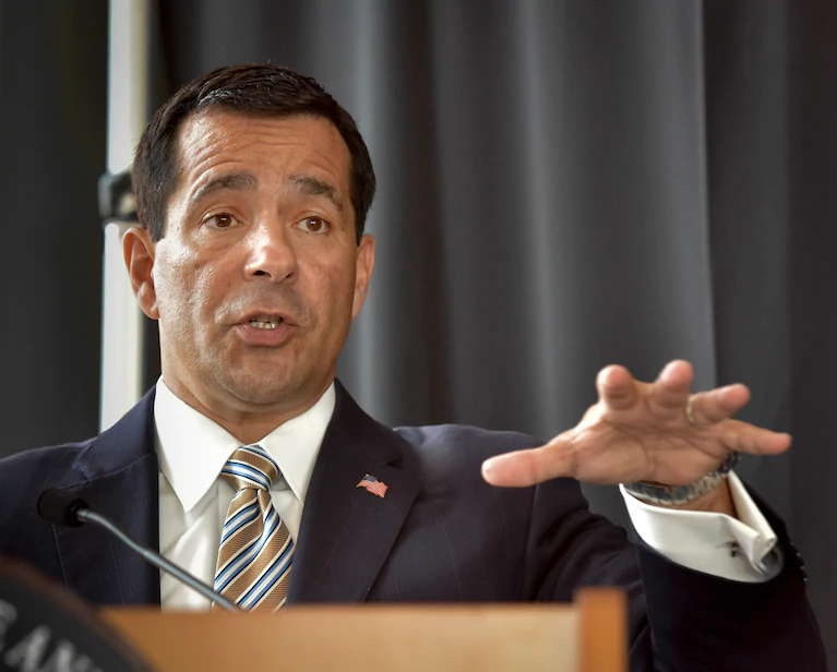 威廉·埃瓦尼纳|美国情报部门说这话，不嫌丢人吗？