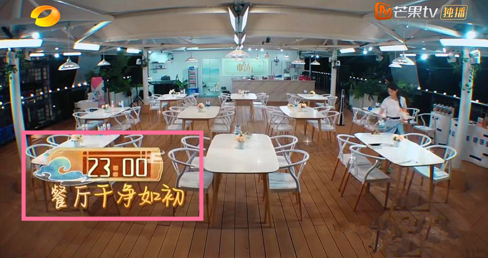 赵丽颖|赵丽颖有争议，《中餐厅》收视率却翻倍，节目监制：让子弹飞一会