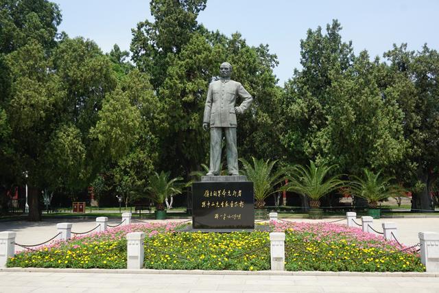 中山公园|全国最冷门中山公园，挨着北京天安门和故宫，门票3元，游客鲜少