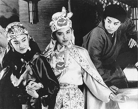 刘嘉玲|强人刘嘉玲：绑架无法摧毁她，舆论无法抹黑她，烂片无法打败她