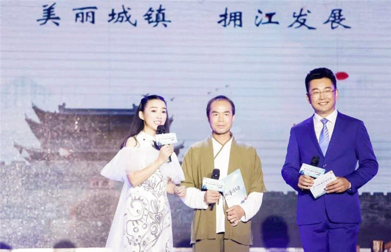 北京大学|曾击败北大高材生，获“诗词大赛”总冠军的37岁外卖小哥，今如何