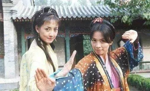 闫妮|49岁艳压孙俪夺“视后”，离婚时演活佟湘玉，闫妮把危机都变契机