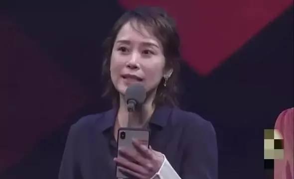 闫妮|49岁艳压孙俪夺“视后”，离婚时演活佟湘玉，闫妮把危机都变契机