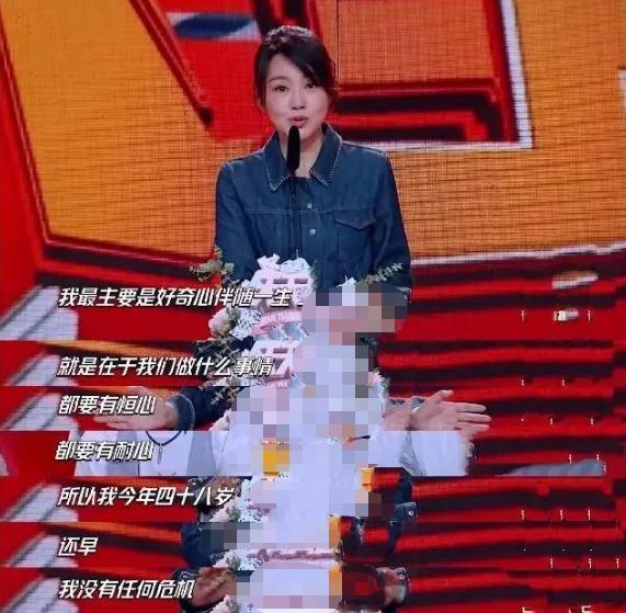 闫妮|49岁艳压孙俪夺“视后”，离婚时演活佟湘玉，闫妮把危机都变契机