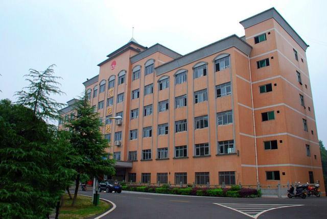 常德市高考状元2020_鼎城区第一中学,夺得2020年湖南省文科状元