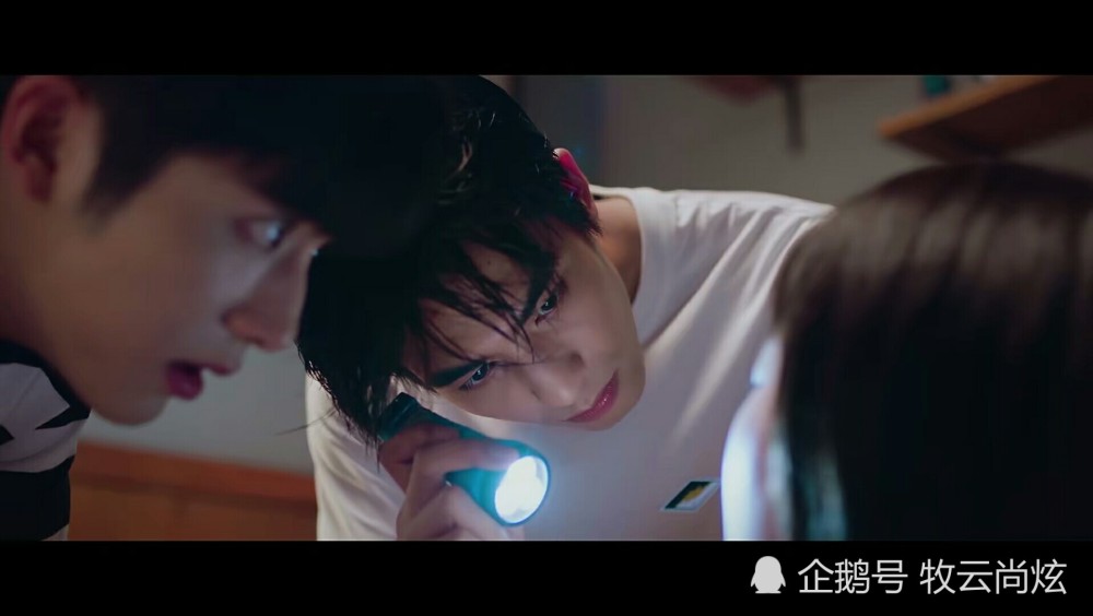 以家人之名|《以家人之名》官宣定档，看到播放平台和时间，终于有剧追了！