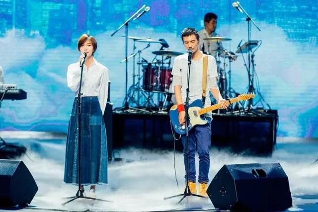 王珞丹|王珞丹想翻红，网友说的报名《浪姐》可能不行