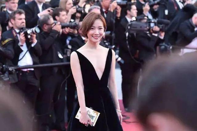 王珞丹|王珞丹想翻红，网友说的报名《浪姐》可能不行