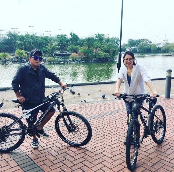 伍惠宝|57岁吕方荣升爸爸！小16岁妻子一胎得女，两人领证不足3个月