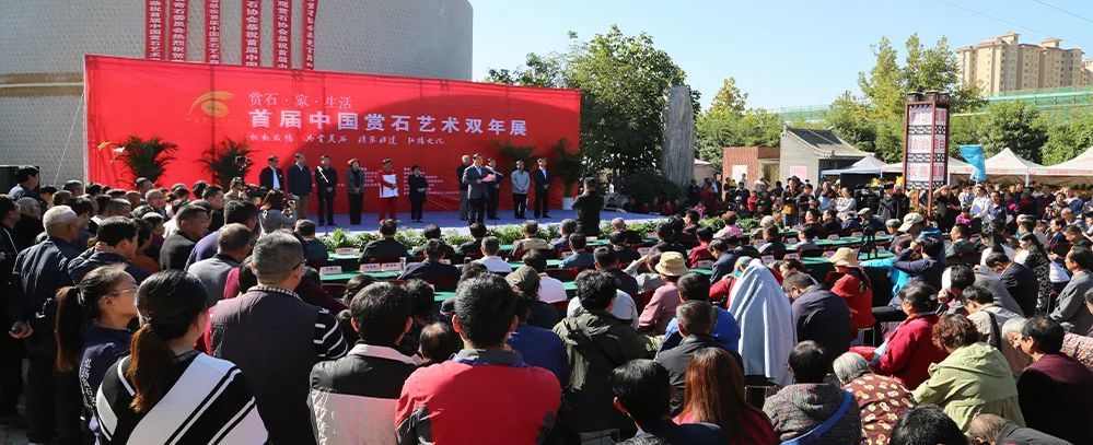 双年展|评委老师，您认真的样子真帅！