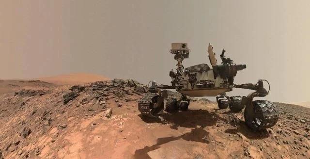 美国好奇号火星车登陆8年之际,"毅力号"探测器再次升空奔火
