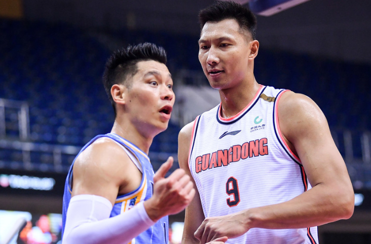 易建联|易建联8次出手18分，林书豪18次出手17分，北京输得不冤