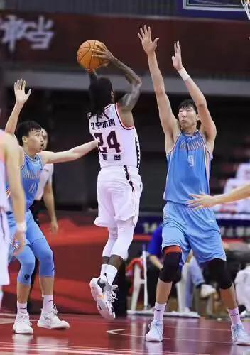 辽宁队|实力强大的辽宁，今年能捉住机会夺冠吗？