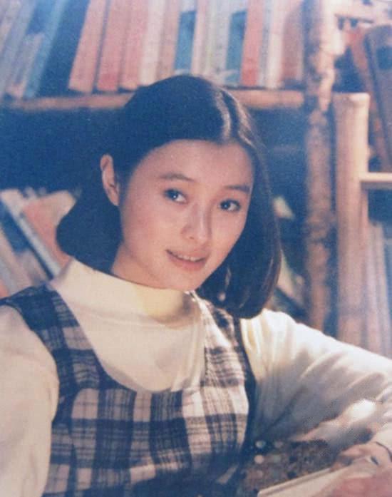 吴越|吴越：她演的“小三”成功上位 生活中却是被抛弃的“原配”