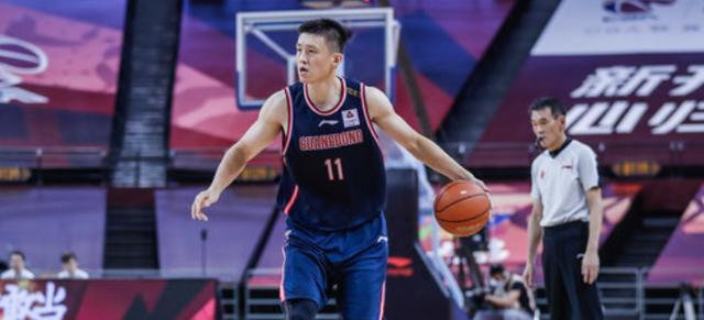 广东男篮|京粤三战13＋11＋14，广东核心难堪大任，杜峰是否该考虑王薪凯了？