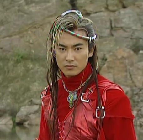 就是其参演的第一部戏,剧中的头号反派,阴险狡诈的连城璧就是他扮演的