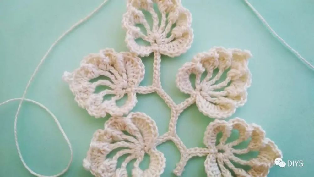 钩针编织简单又漂亮的叶子图案