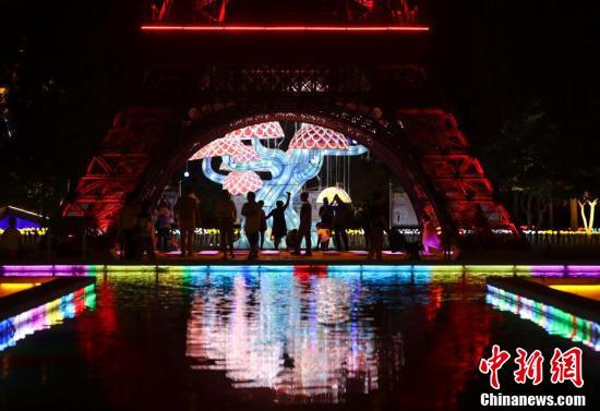 世界公园|北京：世界公园开启消夏风情美食夜