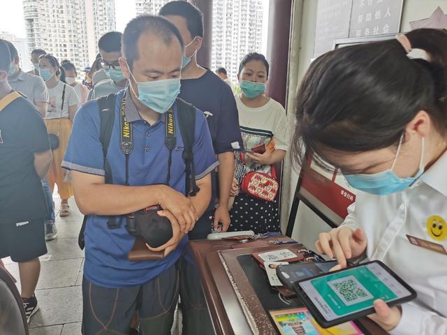 黄鹤楼公园|武汉黄鹤楼：免票首迎北京游客！