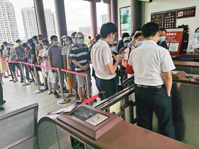 黄鹤楼公园|武汉黄鹤楼：免票首迎北京游客！