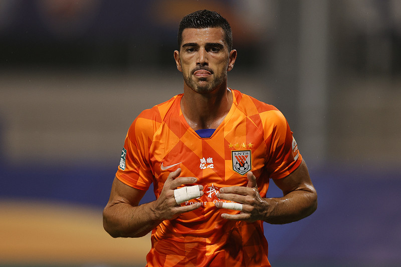 恒大2-2鲁能模拟战,韦世豪65分钟2球,佩莱,郭田雨双双头球建功