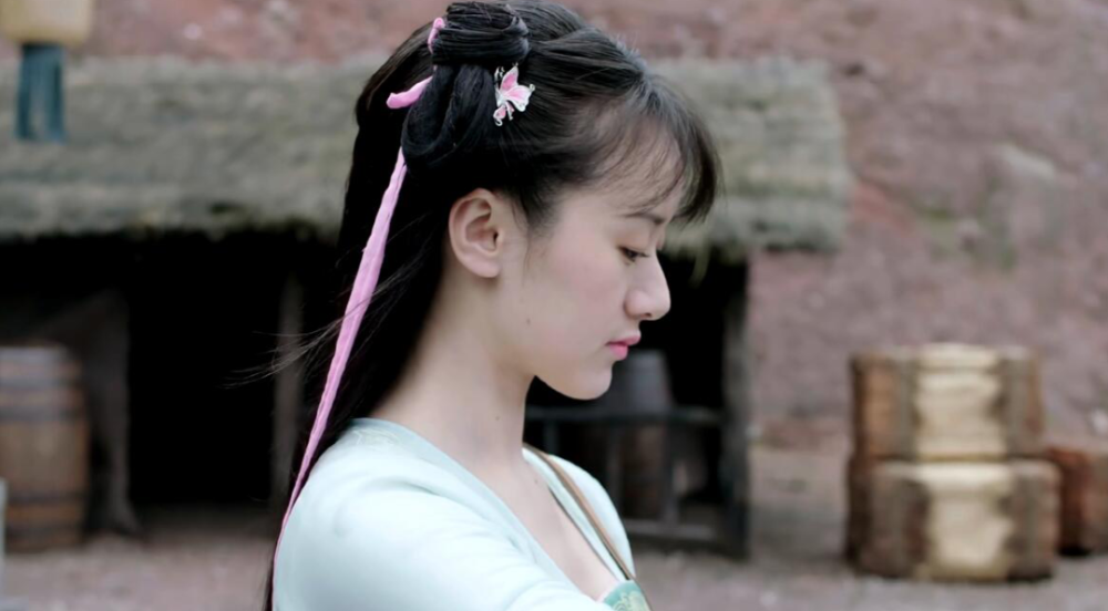 仙侠剧|仙侠剧《琉璃》太油腻了，女主掉进男主的浴桶、还吃他手上的甜酱