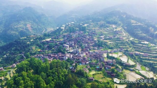 贵州山顶上的风景—剑河美丽乡村行久仰镇摆伟村