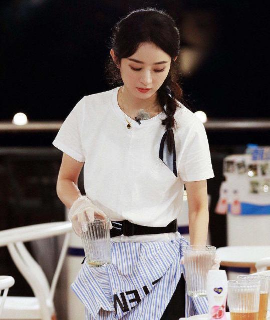 赵丽颖|《中餐厅》赵丽颖被恶剪，制片人：故事还在发展，让子弹飞一会儿