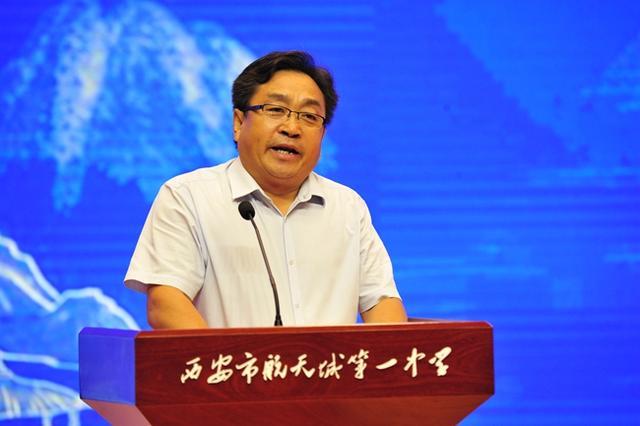 光明日報陜西記者站負責人張哲浩致辭