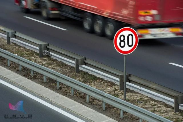 11月起 全国高速将统一限速标志 这4种情况不扣分罚款 限速标志 交通部 限速 高速公路 交通运输部