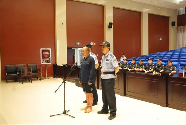 杀害安徽霍邱民警许传宝的罪犯被执行死刑