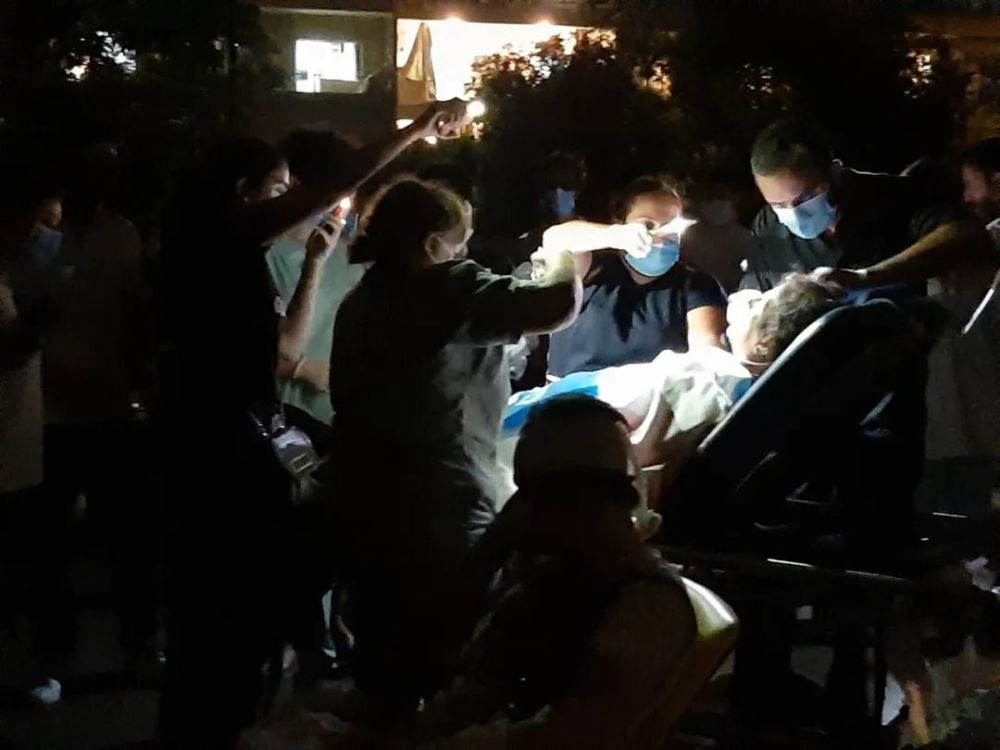 比拉尔·贾维希|大爆炸后，生活还要继续，废墟中响起钢琴曲……