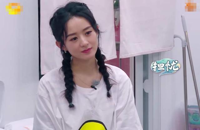 赵丽颖|赵丽颖扒拉菜盘子被吐槽，强硬洗白惹网友逆反，黑历史惨被扒